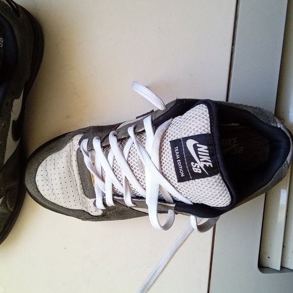 Shoes - Picture 3 of 3